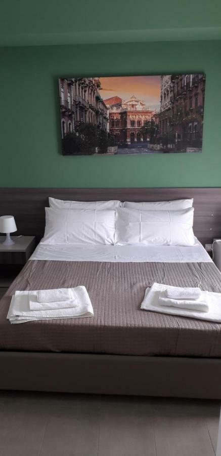 Bed and Breakfast Borgo Palombaio 2 Катания Экстерьер фото